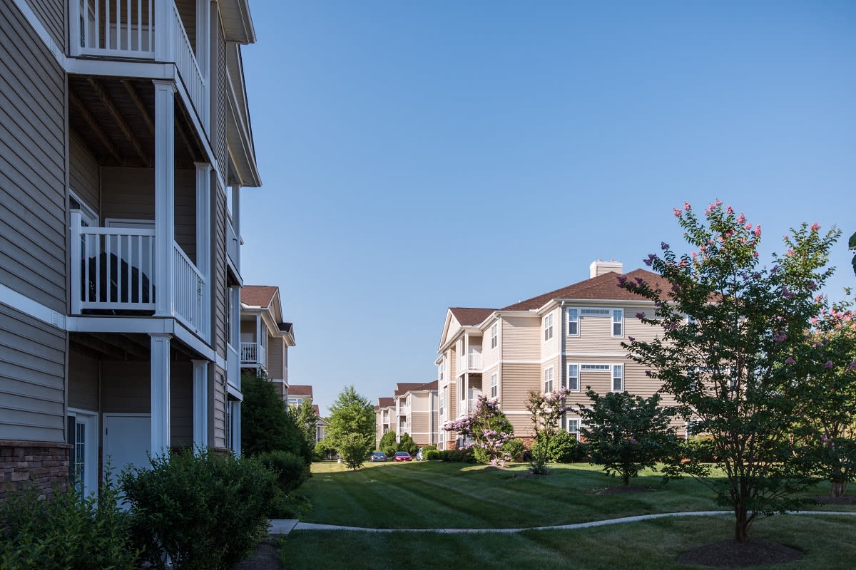 Lee Trace Apartments in Martinsburg, WV RENTCafe